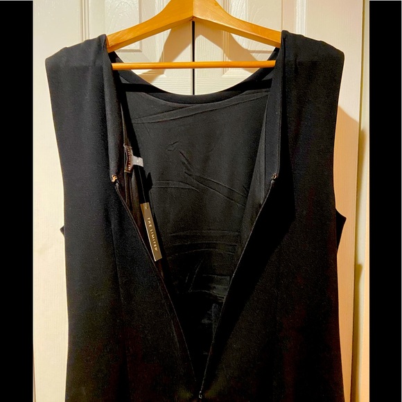 NWT~Sexy Hourglass Shaped Perfect Little Black Dress~a Limited “Must Have” - Picture 11 of 12